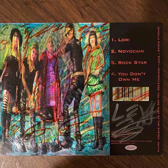 Riot Grrrl guitar patchwork tank top - Picture 6 of 6